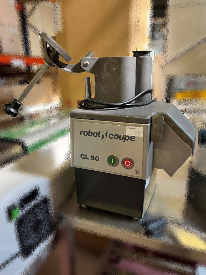 Robot_Coupe_Neg362_coupe_legume_r